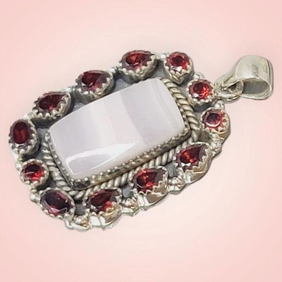 Large Pink Lace And Garnet Sterling Silver 925 Statement Pendant Jewelry Gift - Picture 1 of 10